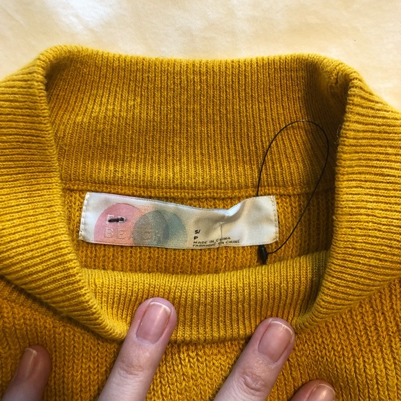 SOLD ✨FREE PEOPLE Santa Barbara Gold Honey Slouchy Knit Sweater Dress (Small) - Picture 9 of 9